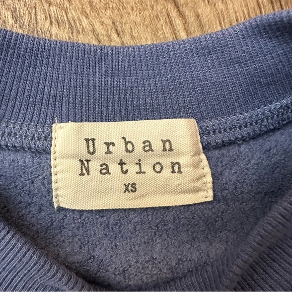 Urban Nation Keep Nature Wild Adventure Arizona Sweater Women’s Size XS Blue - Picture 2 of 7